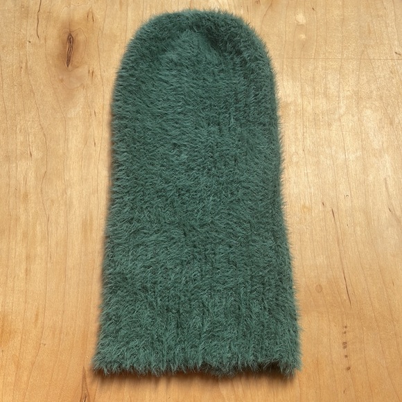 Urban Outfitters Wren Fuzzy Beanie Winter Hat - Picture 5 of 6
